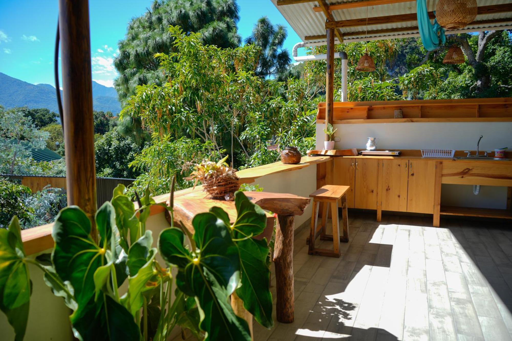 Casa Madera Hostel